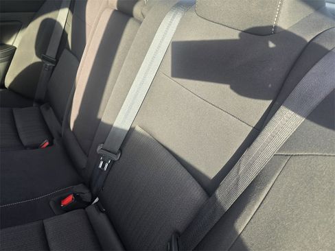 Used 2023 Nissan Altima 2.5 SV image 10