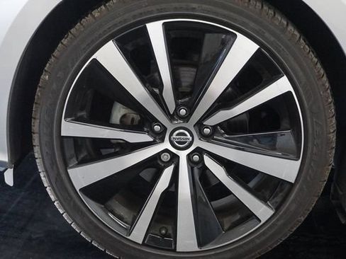 Used 2021 Nissan Altima 2.5 SR FWD image 4