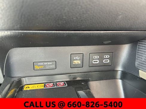 Used 2025 Toyota Camry SE image 21