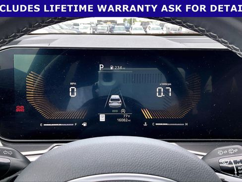 Used 2025 Kia Sorento S FWD image 17