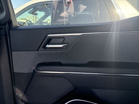 New 2026 GMC Sierra EV Elevation image 29