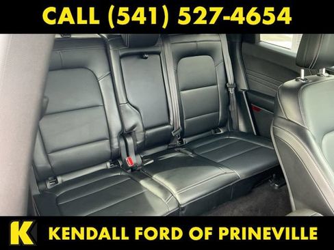 Used 2025 Ford Escape Platinum AWD/4WD image 22