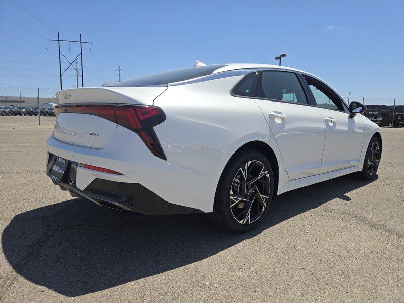 New 2026 Kia K5 GT-Line FWD image 3