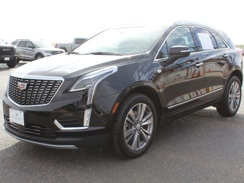 Used 2024 Cadillac XT5 Premium Luxury w/ Technology Package FWD image 9
