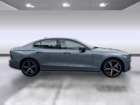 Used 2024 Volvo S60 B5 Core AWD/4WD image 8