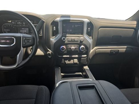 Used 2022 GMC Sierra 1500 Elevation w/ X31 Off-Road Package AWD/4WD image 12
