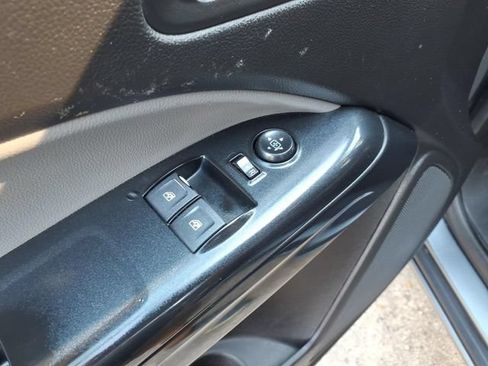 Used 2018 Chevrolet Colorado W/T w/ WT Convenience Package RWD image 11