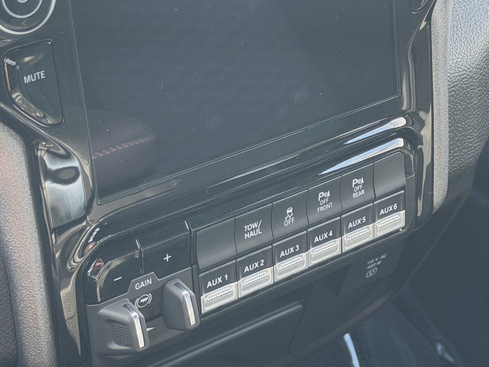 New 2026 RAM 2500 Tradesman AWD/4WD image 29