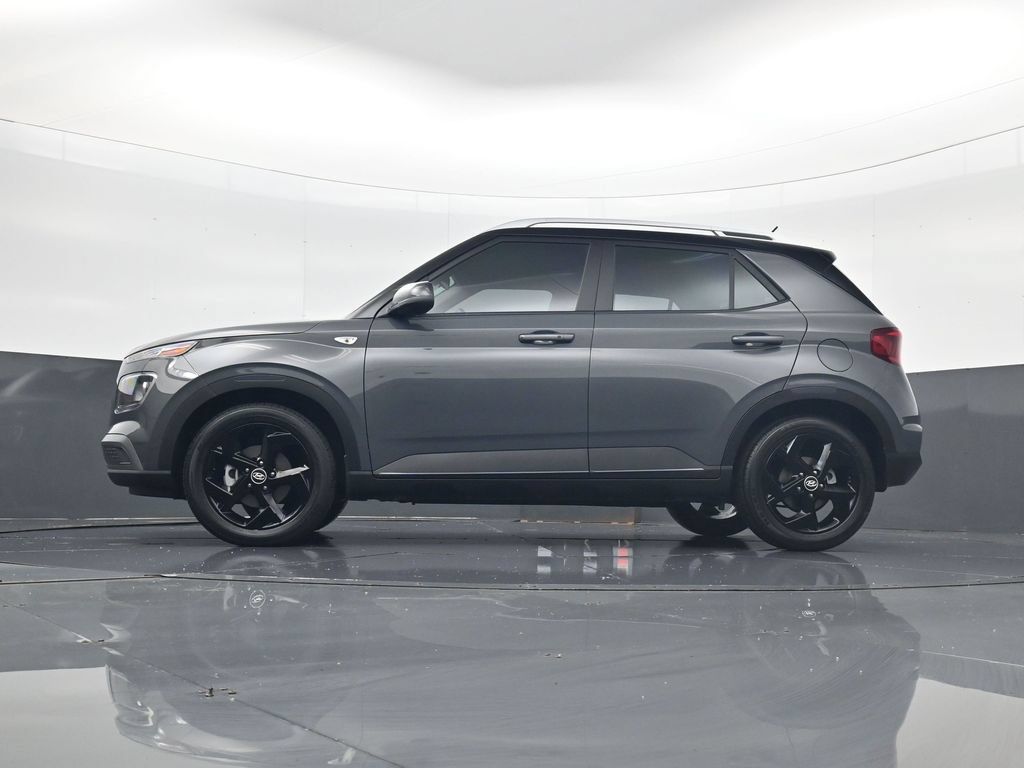 Certified 2026 Hyundai Venue SEL FWD image 29