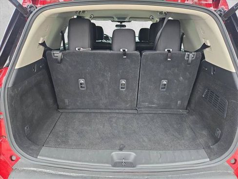 Used 2025 Nissan Pathfinder SV FWD image 6