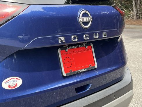Used 2023 Nissan Rogue S FWD image 30
