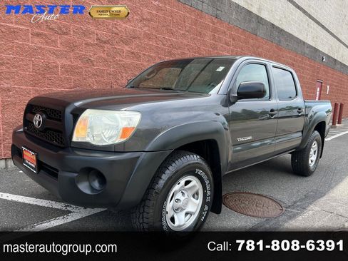 Used 2011 Toyota Tacoma 4x4 Double Cab w/ Towing Pkg image 1