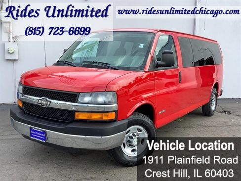 Used 2006 Chevrolet Express 3500 Extended Passenger w/ LT Preferred Equipment Group RWD image 1