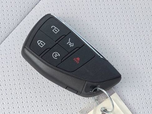 New 2026 Chevrolet Equinox EV LT w/ LPO, All-Weather Mat Package FWD image 16