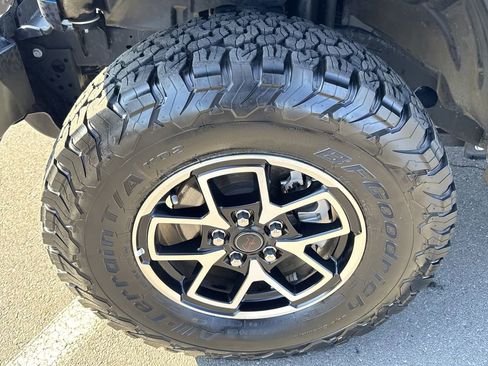 Certified 2025 Jeep Wrangler Unlimited Rubicon image 14