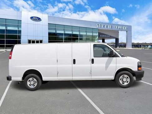 Used 2021 Chevrolet Express 2500 Extended w/ Driver Convenience Package RWD image 5
