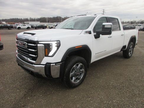 New 2026 GMC Sierra 2500 SLT image 11