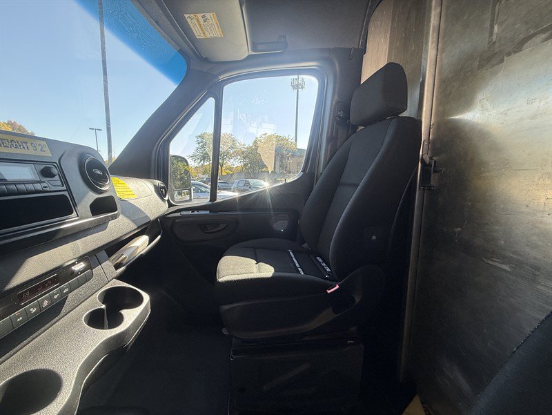 Used 2019 Mercedes-Benz Sprinter 144 image 26
