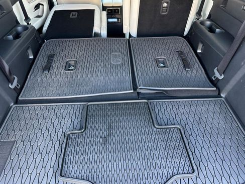 Used 2024 MAZDA CX-90 Plug-In Hybrid w/ Premium Plus image 17