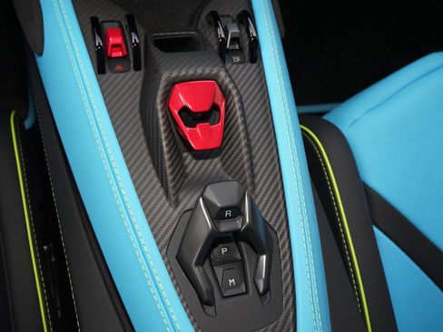 Used 2024 Lamborghini Revuelto AWD/4WD image 22
