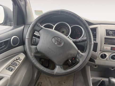 Used 2008 Toyota Tacoma PreRunner image 12