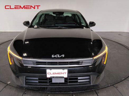 Used 2025 Kia K4 LXS image 3