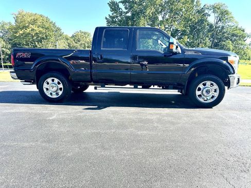 Used 2016 Ford F250 Lariat w/ Lariat Ultimate Package AWD/4WD image 3