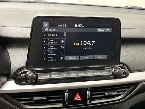 Used 2019 Kia Forte LXS FWD image 15
