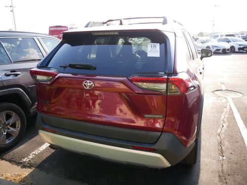 Used 2019 Toyota RAV4 Adventure w/ All Weather Liner Package AWD/4WD image 6