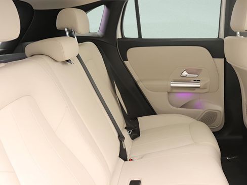 Certified 2023 Mercedes-Benz GLA 250 image 27