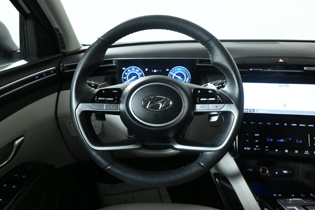 Used 2023 Hyundai Tucson Limited AWD/4WD image 17