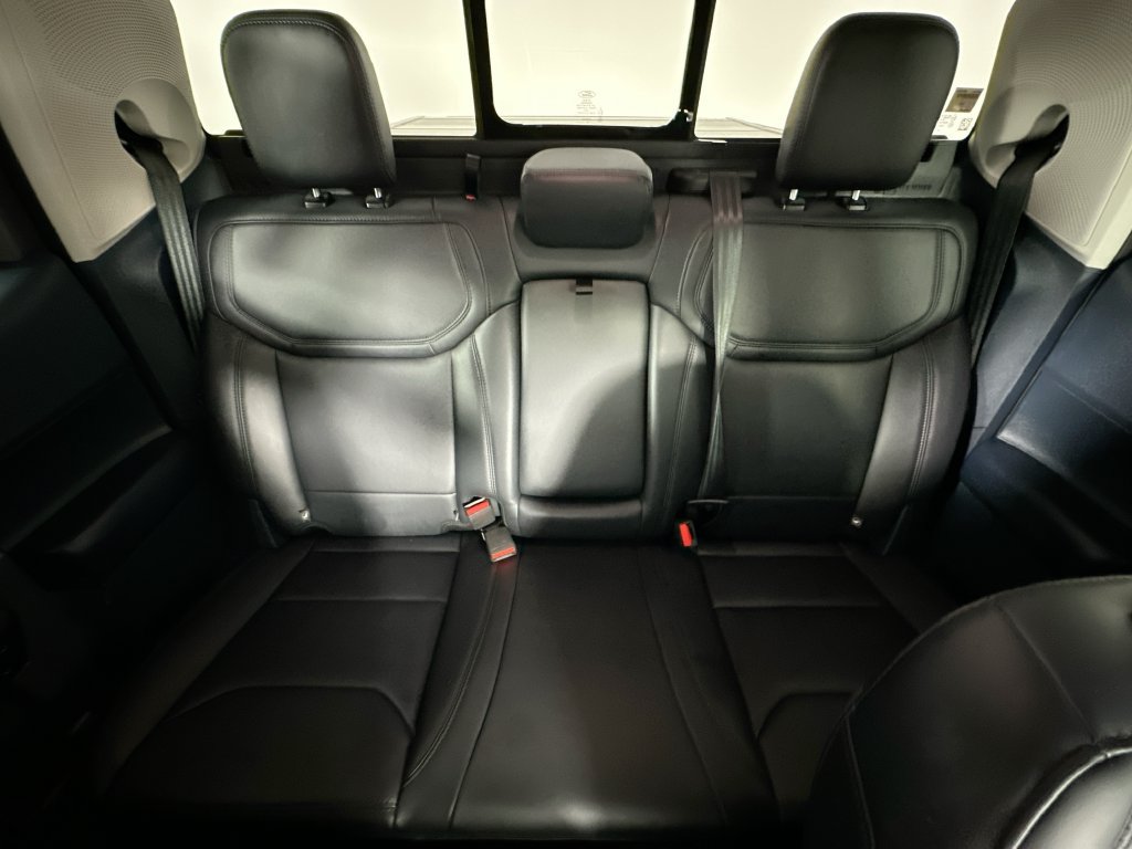 Used 2026 Ford Maverick Lariat w/ Black Appearance Package AWD/4WD image 13