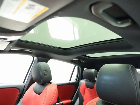 Used 2021 Mercedes-Benz GLA 35 AMG 4MATIC image 27