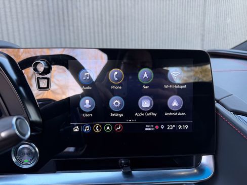 Used 2021 Chevrolet Corvette Stingray Premium Cpe w/ Z51 Performance Package image 26