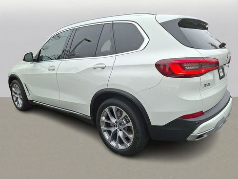 Certified 2022 BMW X5 xDrive40i image 5