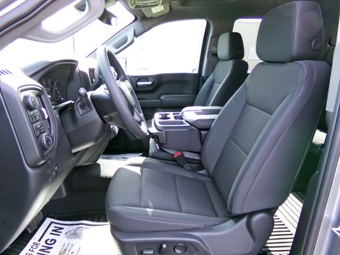 New 2026 Chevrolet Silverado 1500 Custom AWD/4WD image 12