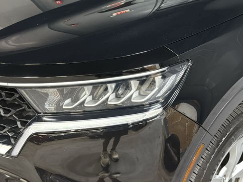 Used 2021 Kia Sorento LX AWD/4WD image 7