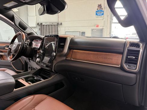 Used 2022 RAM 1500 Limited AWD/4WD image 16