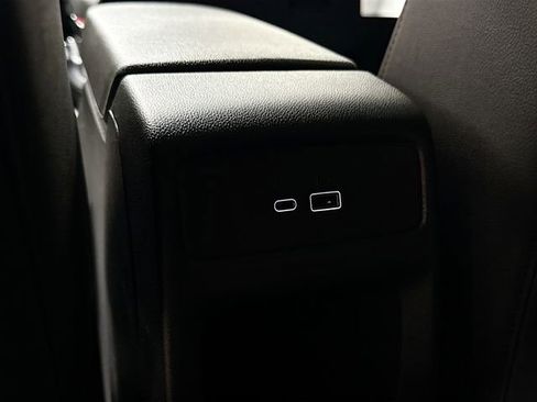 New 2026 Chevrolet Trax RS w/ Sunroof Package FWD image 28