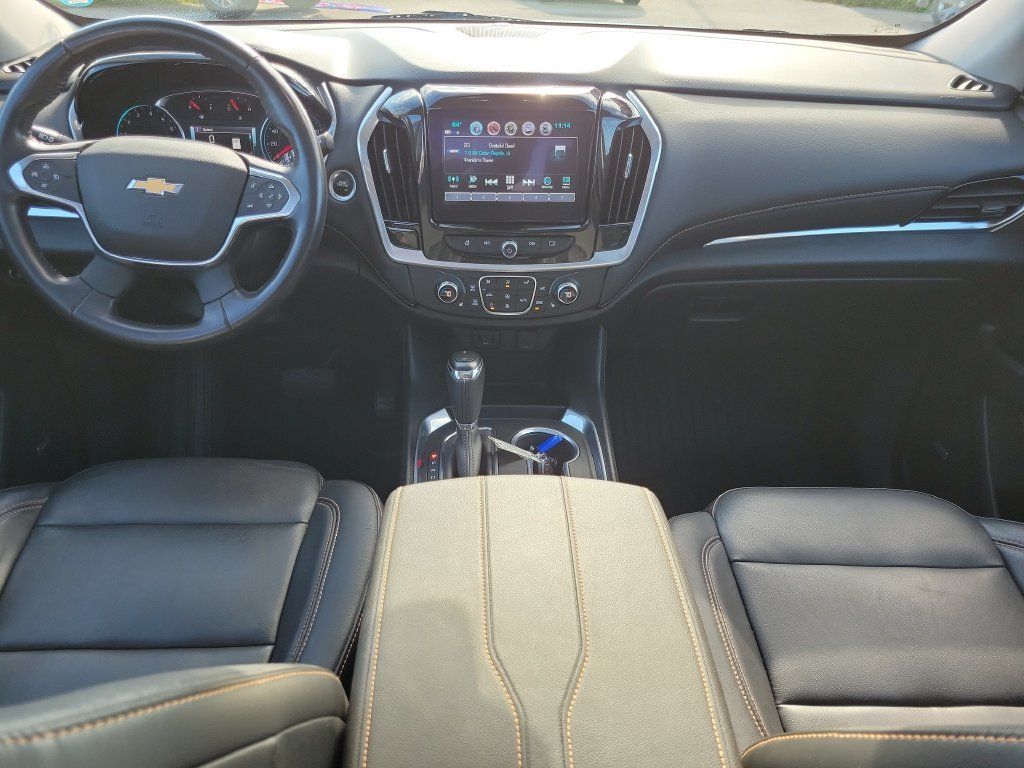 Used 2019 Chevrolet Traverse RS AWD/4WD image 16