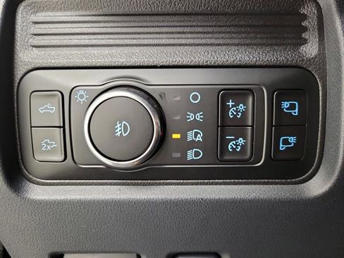 Used 2025 Ford F250 Lariat w/ Lariat Ultimate Package AWD/4WD image 25
