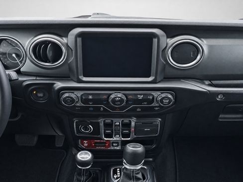 Used 2022 Jeep Wrangler Unlimited Rubicon 4xe AWD/4WD image 16