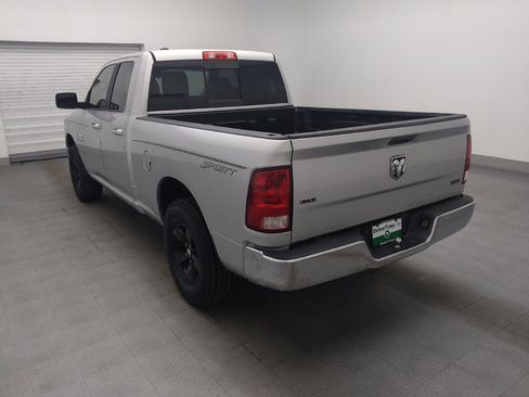 Used 2017 RAM 1500 Classic SLT RWD image 5