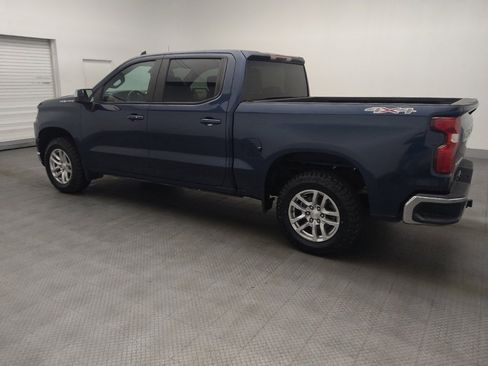 Used 2021 Chevrolet Silverado 1500 LT AWD/4WD image 3