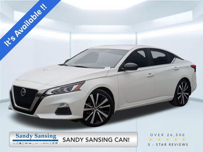 Used 2022 Nissan Altima 2.5 SR