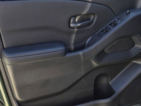 New 2026 Nissan Frontier SV image 14