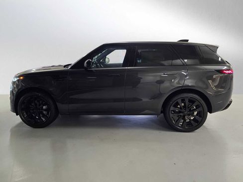 New 2026 Land Rover Range Rover Sport Dynamic SE image 2