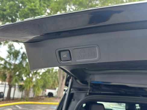 Used 2018 Ford Expedition Max Limited image 47