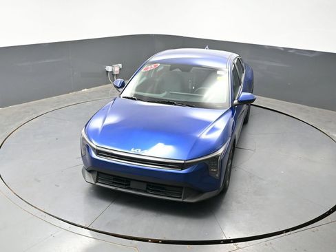 Used 2025 Kia K4 FWD image 41