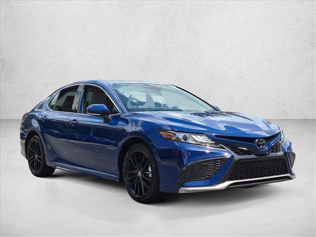 Used 2024 Toyota Camry XSE FWD image 3